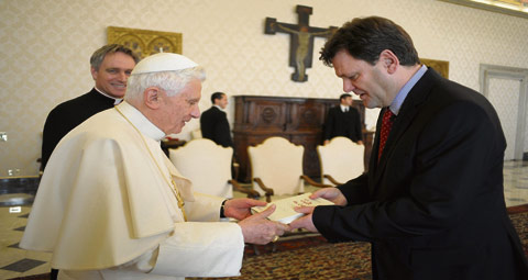 11-SEEWALD-AND-POPE