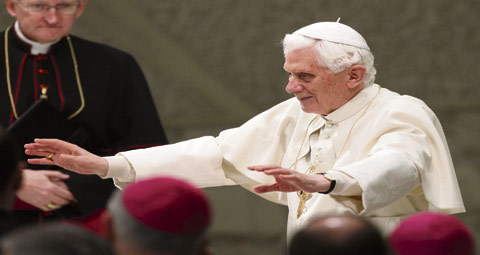 25-POPE-AT-GEN-AUDIENCE