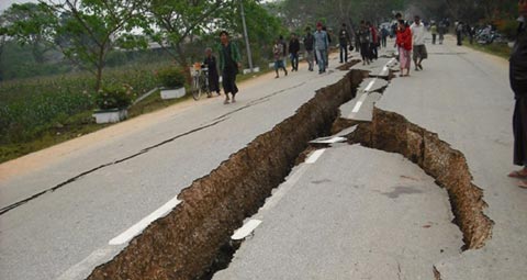 37-Burma-quake
