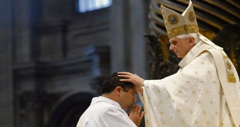 9-POPE-ORDAINS-PRIEST