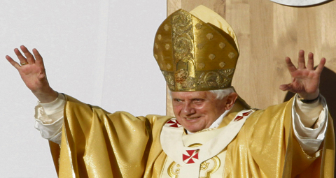 1-POPE-WAVES-AT-START-OF-MASS