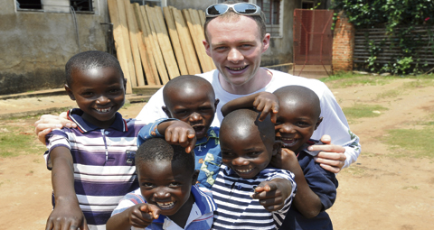 8A-DAVID-SMITH-IN-BURUNDI
