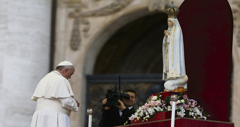 4-POPE-OL-OF-FATIMA-STATU.jpg