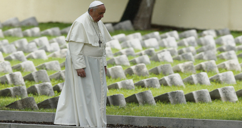 1-POPE-IN-GRAVEYARD