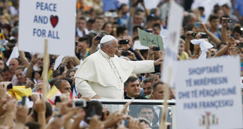 3-POPE-IN-ALBANIA