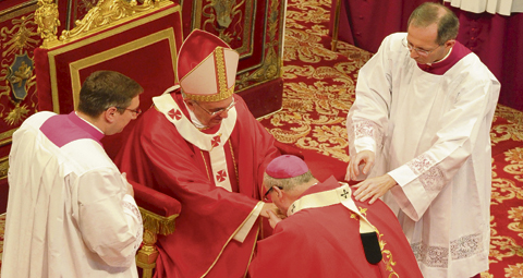 1-ARCHBISHOP-TARTAGLIA-PALLIUM