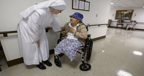 6-LITTLE-SISTER-NURSE