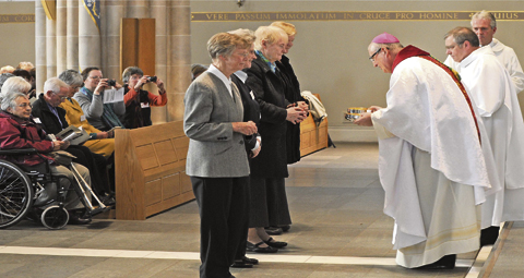 6-HELPERS-OF-THE-HOLY-SOULS-100TH