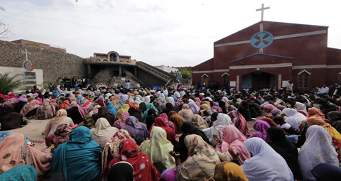 11-PROTESTS-IN-PAKISTAN-2