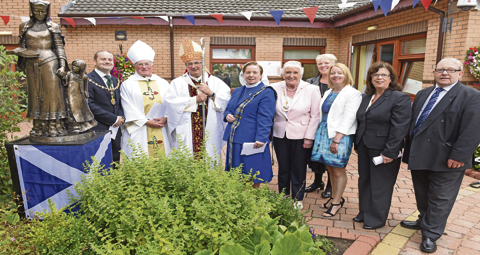 8-ST-MARGARET'S-HOSPICE-60TH
