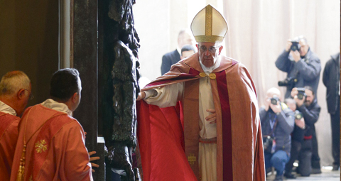 4-POPE-GAUDETE-MASS