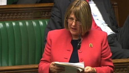 18 Fiona Bruce
