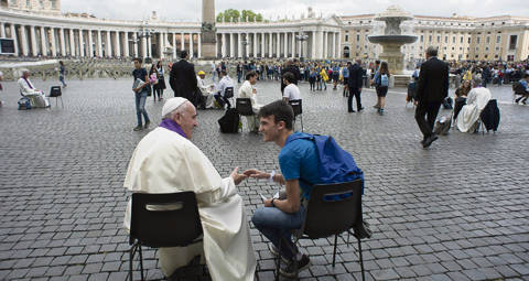 4-Pope-Teen-rally