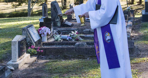 11-GRAVE copy