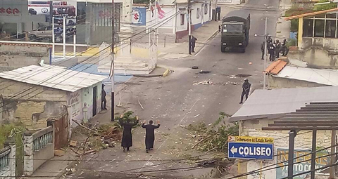 4-VENEZUALA-PRIESTS