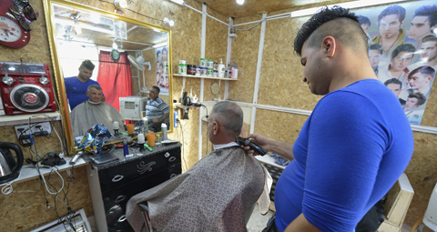 10---BARBERS