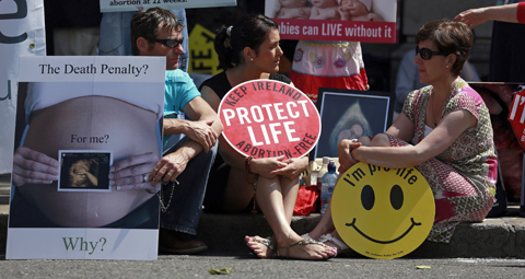 4-IRELAND-ABORTION