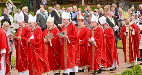 2-BISHOPS