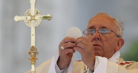 8 - popeeucharistcns